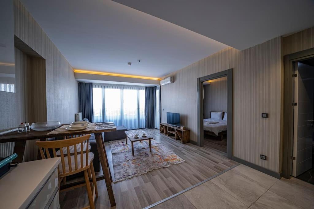 Allure Towers 200